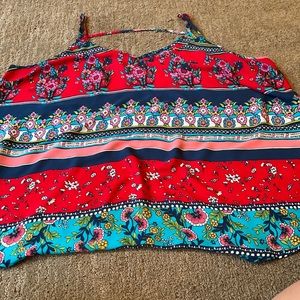 👚 $7 👚 Maurices tank top